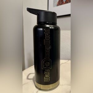 WDW Disney 32.4 oz Black and Gold Castle Stainless Water Bottle EUC